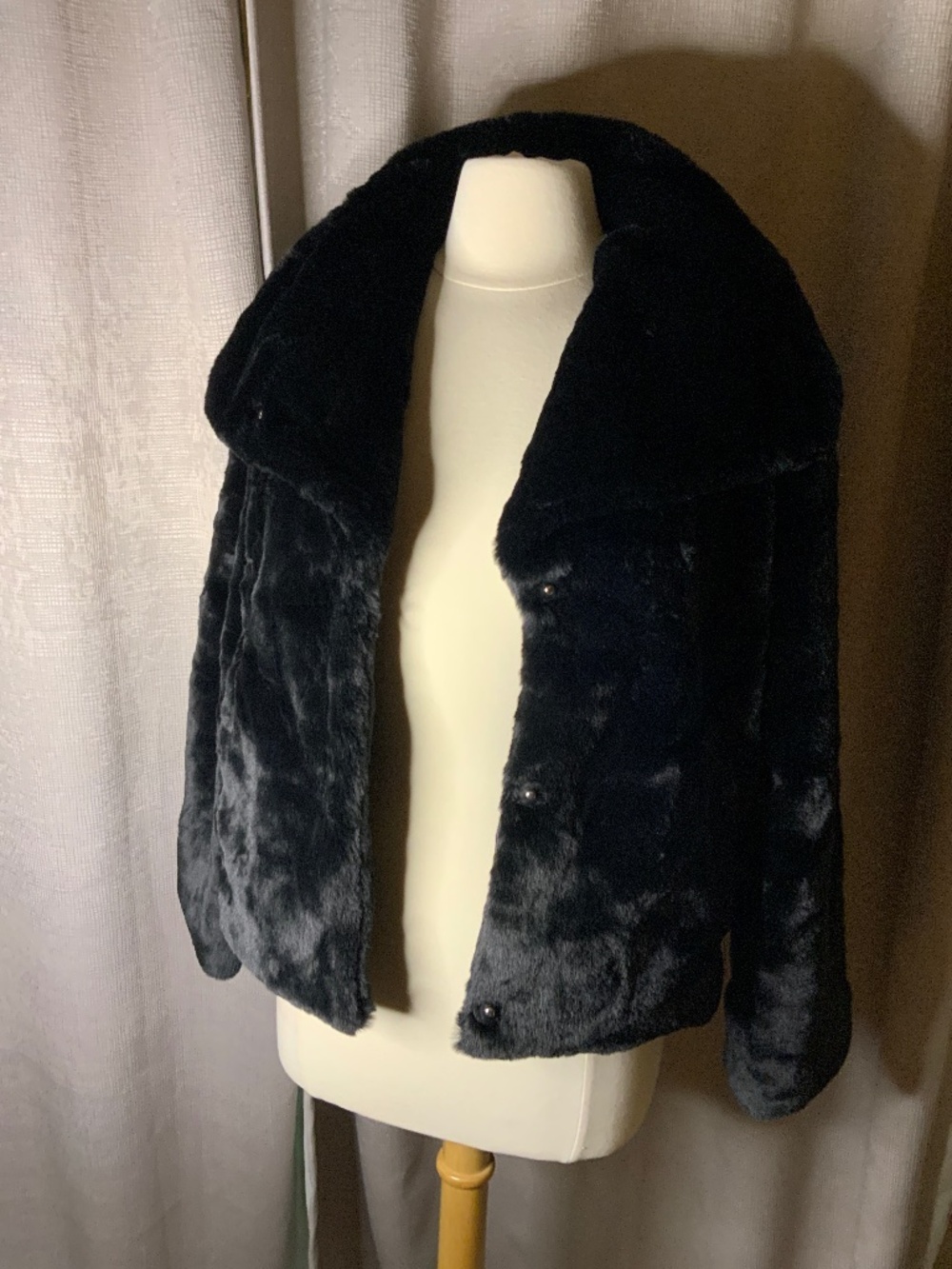 Vine & Valley Faux Fur Sz S Jacket